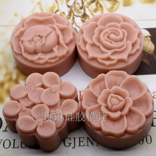 Grainrain Flower Mold Round Shaped Silicone Soap Mold 4 Cavities Handcrafted Mooncake Mold